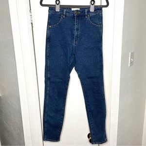 Rolla's Eastcoast ankle High waist blue jeans
Size: 29